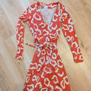 💖 Diane Von Furstenberg Silk Wrap Dress